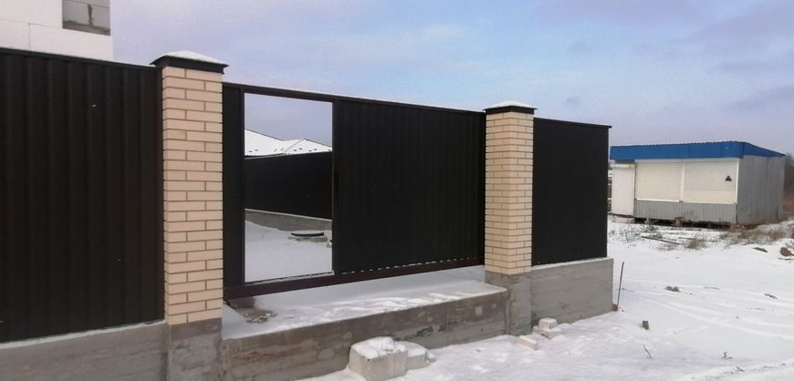 Відкатні ворота 1,6м х 3м готовий каркас з вбудованою хвірткою Bramus КССВ 03 фото